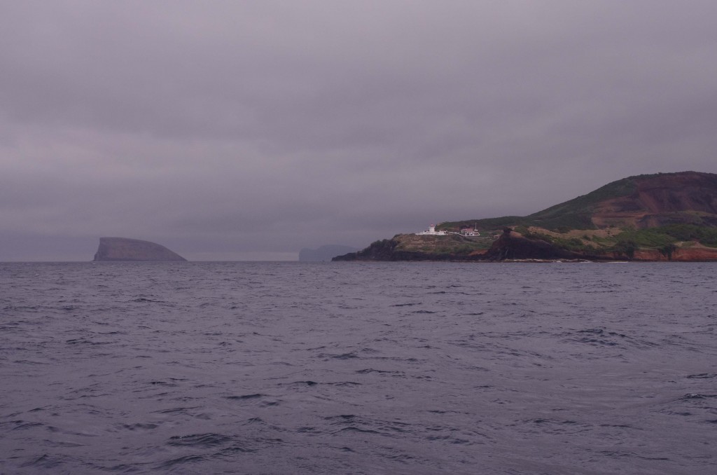 Départ de Terceira l'âme en peine, sous un ciel bien gris